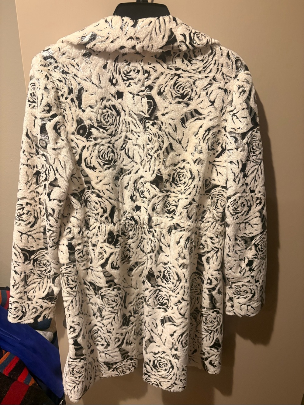 Women's Black & White Floral Lace Jacket - Elegant Long Coat